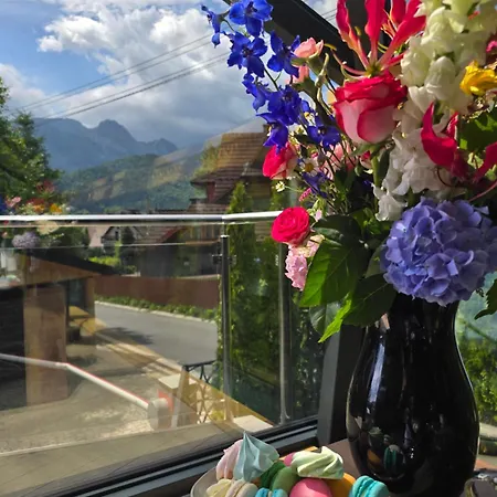 View Giewont Premium Deluxe & *